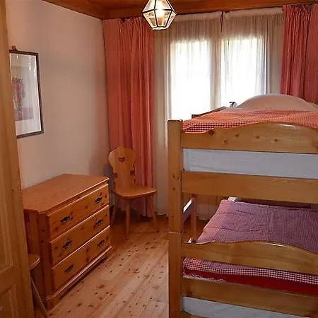 Unter-gstaad Sleeps 6 Wifi *