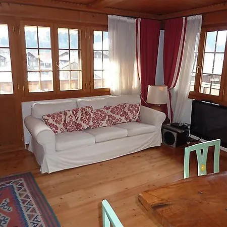 Unter-gstaad Sleeps 6 Wifi * Гштад