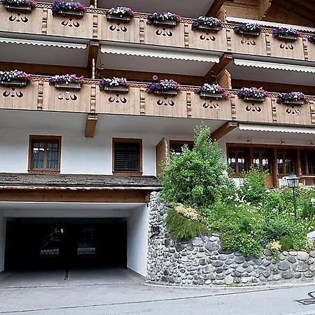 Unter-gstaad Sleeps 6 Wifi グスタード