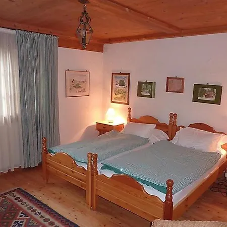 Unter-gstaad Sleeps 6 Wifi Apartment *